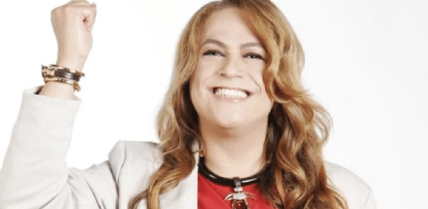 Pré-candidata no DF é alvo de transfobia nas redes: 'Mulher de próstata' - UOL