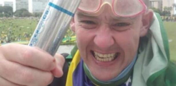 Foragidos do 8 de Janeiro: é fácil se livrar de tornozeleira eletrônica?