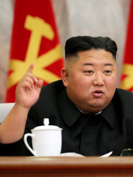 Reunião presidida pelo líder norte-coreano, Kim Jong Un - KCNA via Reuters