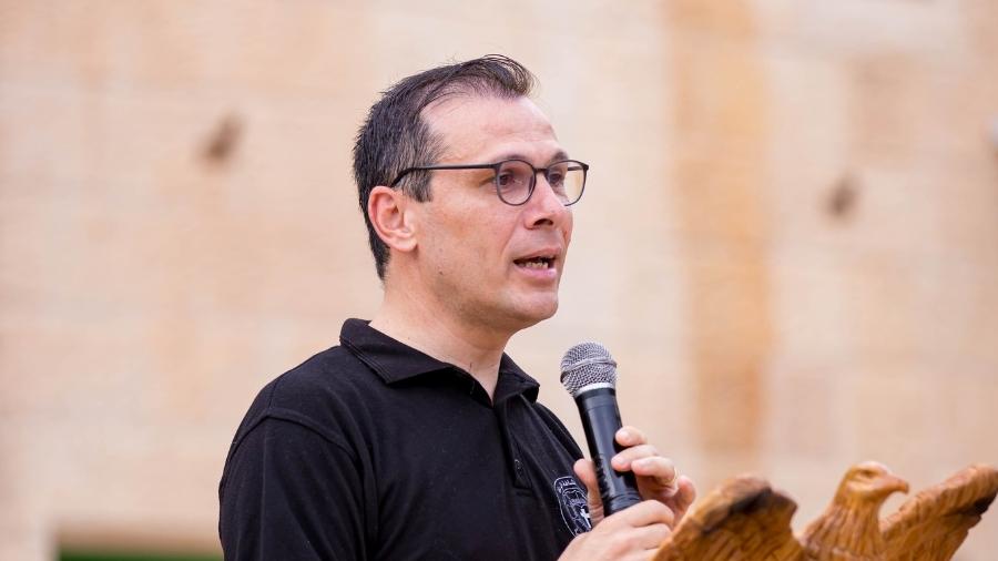 Munther Isaac, pastor da Igreja Luterana de Belém, na Cisjordânia