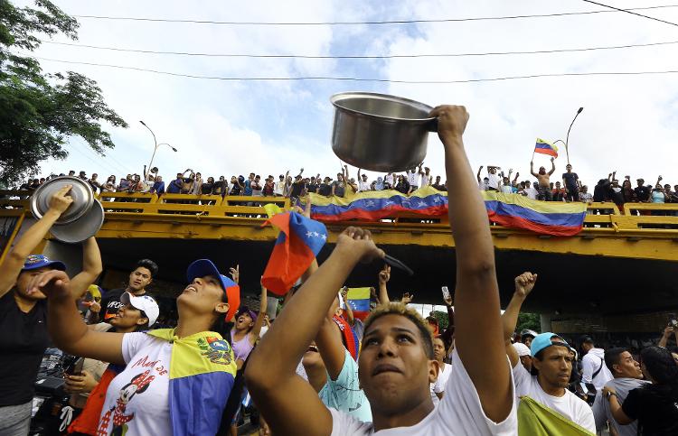 29/07/2024 - Venezuelanos fazem protesto após Maduro ser declarado presidente 