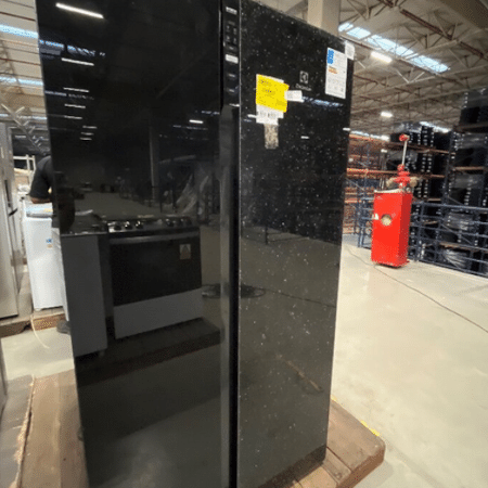 Refrigerador Electrolux 526L disponível em leilão da Casas Bahia