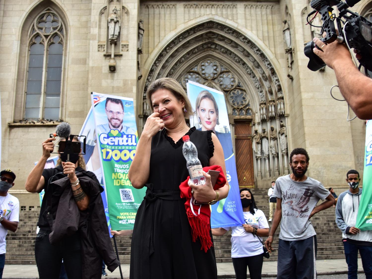 15 out. 2020 - Joice Hasselmann (PSL) participa de Missa de Ação de Graças pelo Dia dos Professores na Catedral da Sé, no centro de São Paulo - ROBERTO CASIMIRO/FOTOARENA/ESTADÃO CONTEÚDO
