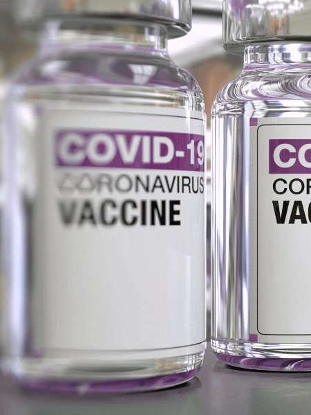 Ampolas da vacina contra covid-19 da AstraZeneca com a Universidade de Oxford - Divulgação