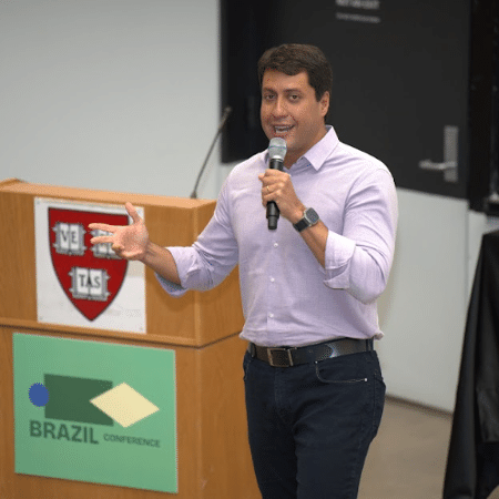 Fabricio Bloisi, CEO do iFood, durante a 10º edição da Brazil Conference em Harvard