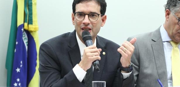 Relatório do fim da 6x1 prevê que acordos coletivos poderão alterar jornada