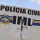 Carro do IML (Instituto Médico Legal) chega à PAMC (Penitenciária Agrícola de Monte Cristo), em Boa Vista (RR), para retirar os corpos de presos mortos na unidade prisional - Fábio Calilo/Roraima em Tempo