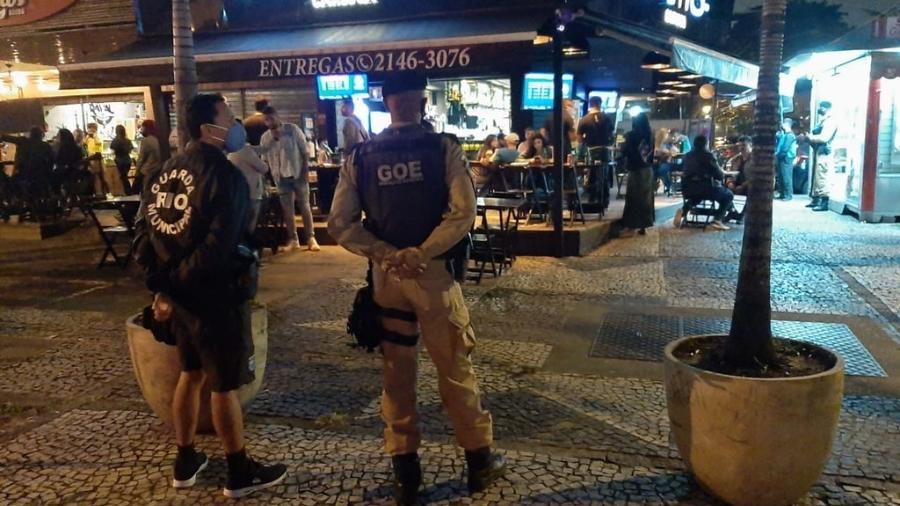 Equipes da Prefeitura do Rio de Janeiro fiscalizaram 26 bares na noite de ontem - Divulgação / Prefeitura do Rio