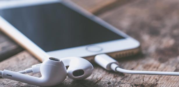 Sem se desesperar! 6 dicas para quando o celular não está carregando