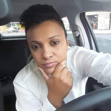 Daniela Cristina Teles desistiu de trabalhar como motorista de aplicativo após alta dos combustíveis, do aluguel do carro e medo de contrair covid - ARQUIVO PESSOAL - ARQUIVO PESSOAL