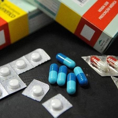 Câmara aprova projeto que zera taxa de importação para medicamentos importados