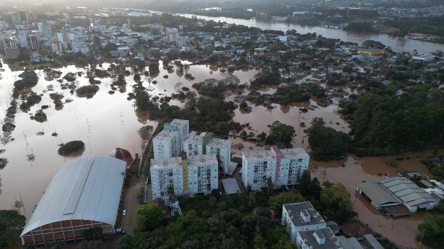 6.set.2023 - Vista aérea da cidade de Lajeado, no Rio Grande do Sul