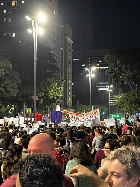 Ato na Avenida Paulista, em São Paulo, contra projeto de lei que equipara aborto a homicídio