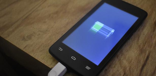 Não carregar até 100%: veja segredos para preservar bateria do celular