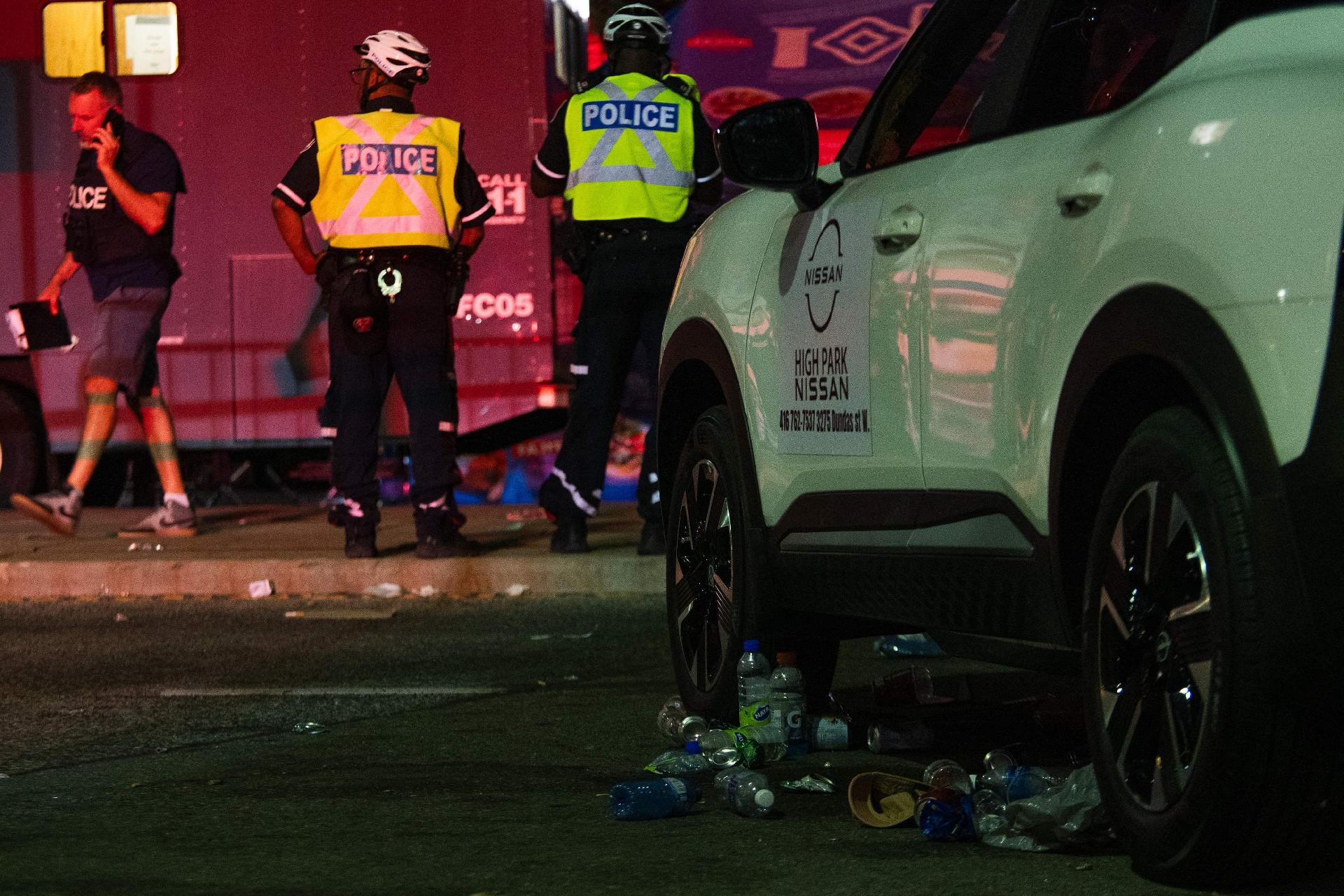 11.jul.2026 - Polícia de Toronto investiga tiroteio que deixou dois feridos em festival de rua na cidade - undefined