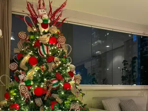 Lojas faturam com aluguel de árvore de Natal que custa a partir de R$ 2.800