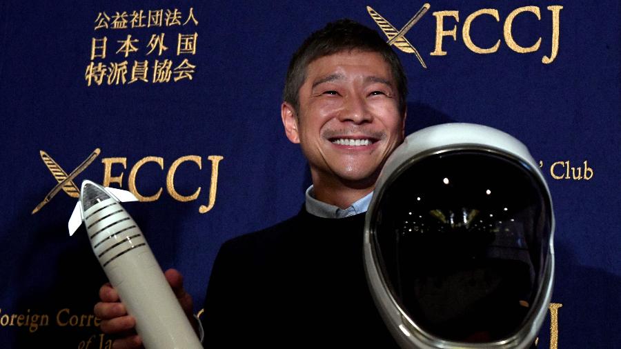 09.out.2018 - O milionário japonês Yusaku Maezawa deve ser o primeiro passageiro privado do voo ao redor da Lua que será realizado em 2023 pela SpaceX - Toshifumi Kitamura/AFP