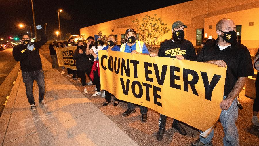 Protesto de apoiadores de Trump no estado de Nevada questiona a apuração de votos nos EUA  - REUTERS/Steve Marcus