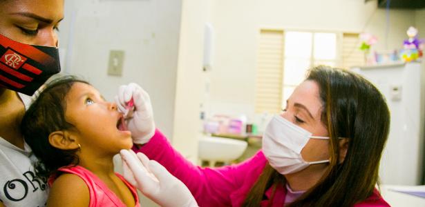 8.ago.2022 - Vacinação contra a poliomielite em Corumbá (MS)