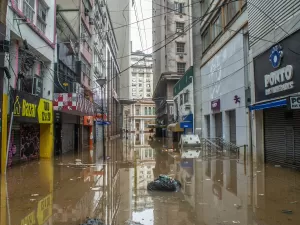 Porto Alegre anuncia isenção e desconto de água e esgoto em meio às chuvas