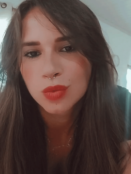 Juliana Rangel foi atingida no carro em que estava com a família