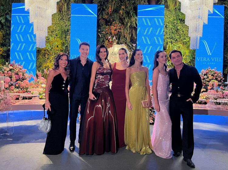 Welucci organizou o festa de 50 anos de Vera Viel, mulher de Rodrigo Faro