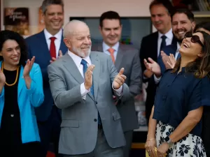 Lula dá hoje medalha a Janja, Xuxa e pesquisadores por méritos na vacinação