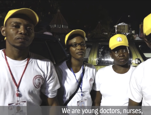 Serviço médico voluntário Secouriste Pour La Vie trabalha no carnaval de Porto Príncipe - Reprodução de vídeo