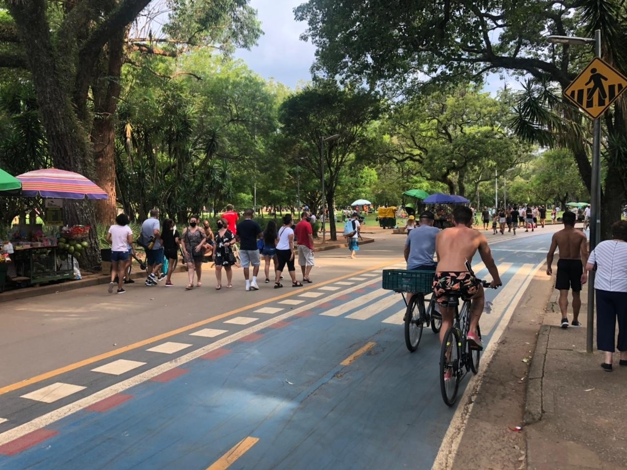 Em São Paulo, salões, barbearias e academias permanecem fechados