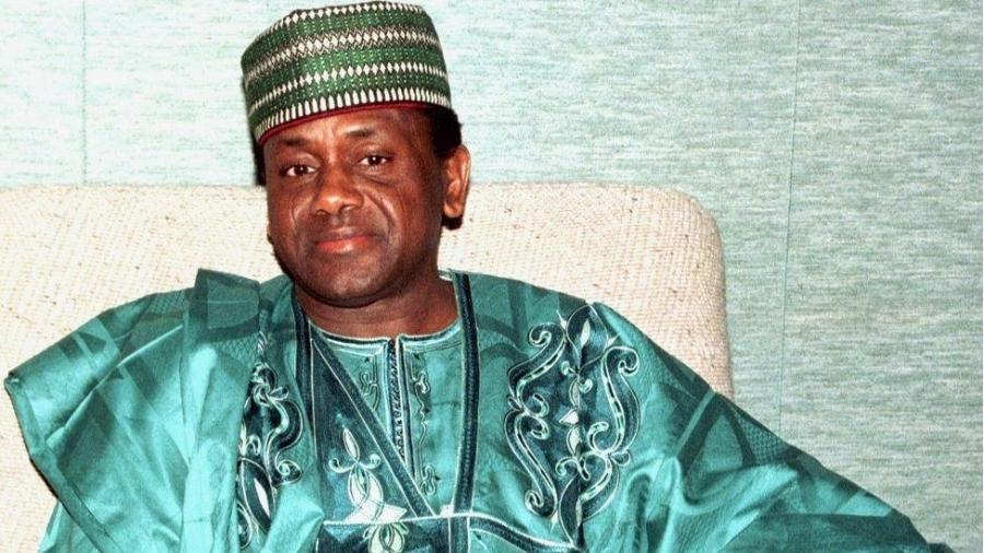 Sani Abacha tornou-se chefe de Estado da Nigéria após um golpe militar em 1993 - Getty Images