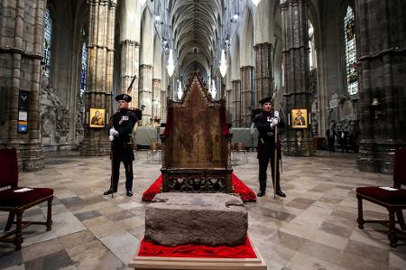 A Pedra do Destino, ou Pedra de Scone, e o trono para a coroação de Charles 3º - Reuters - Reuters
