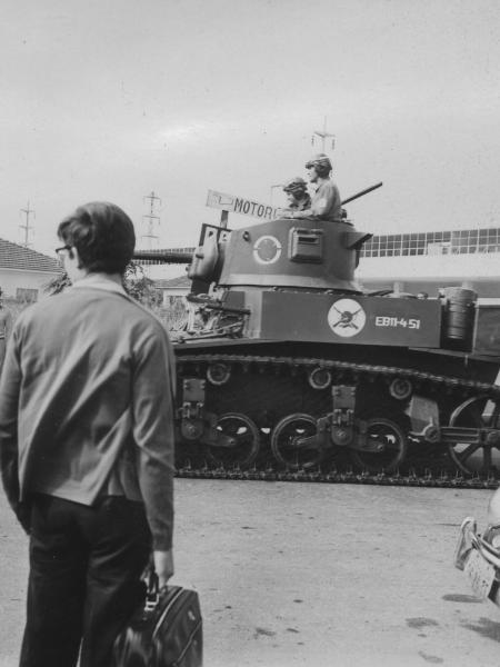 Tanque do Exército invade o Crusp em dezembro de 1968