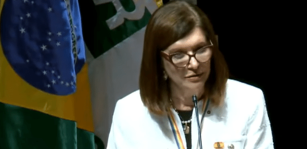 'Não perdemos dinheiro', diz presidente da Petrobras após balanço negativo