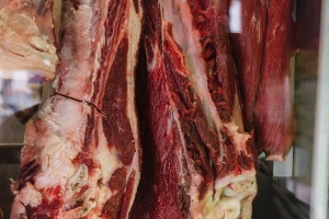 Carne Fraca: Com 18 toneladas de peru com salmonela, fiscais