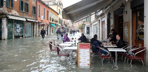 Preocupação | Veneza está em alerta máximo com previsão de subida da água