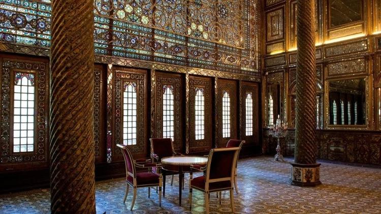 O Palácio Golestan é uma prova óbvia da influência ocidental nas artes iranianas - Getty Images
