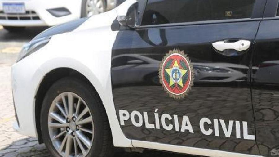 Viatura da Polícia Civil do Rio, responsável pela prisão