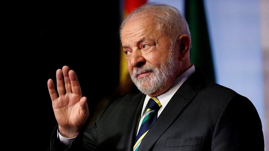 Presidente Lula ao chegar para uma reunião de negócios, na Casa de América, em Madri, Espanha - 25.abr.2023 - Juan Medina/Reuters