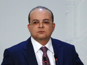 Ibaneis diz que desconhece omissão na lista de contaminados por coronavírus