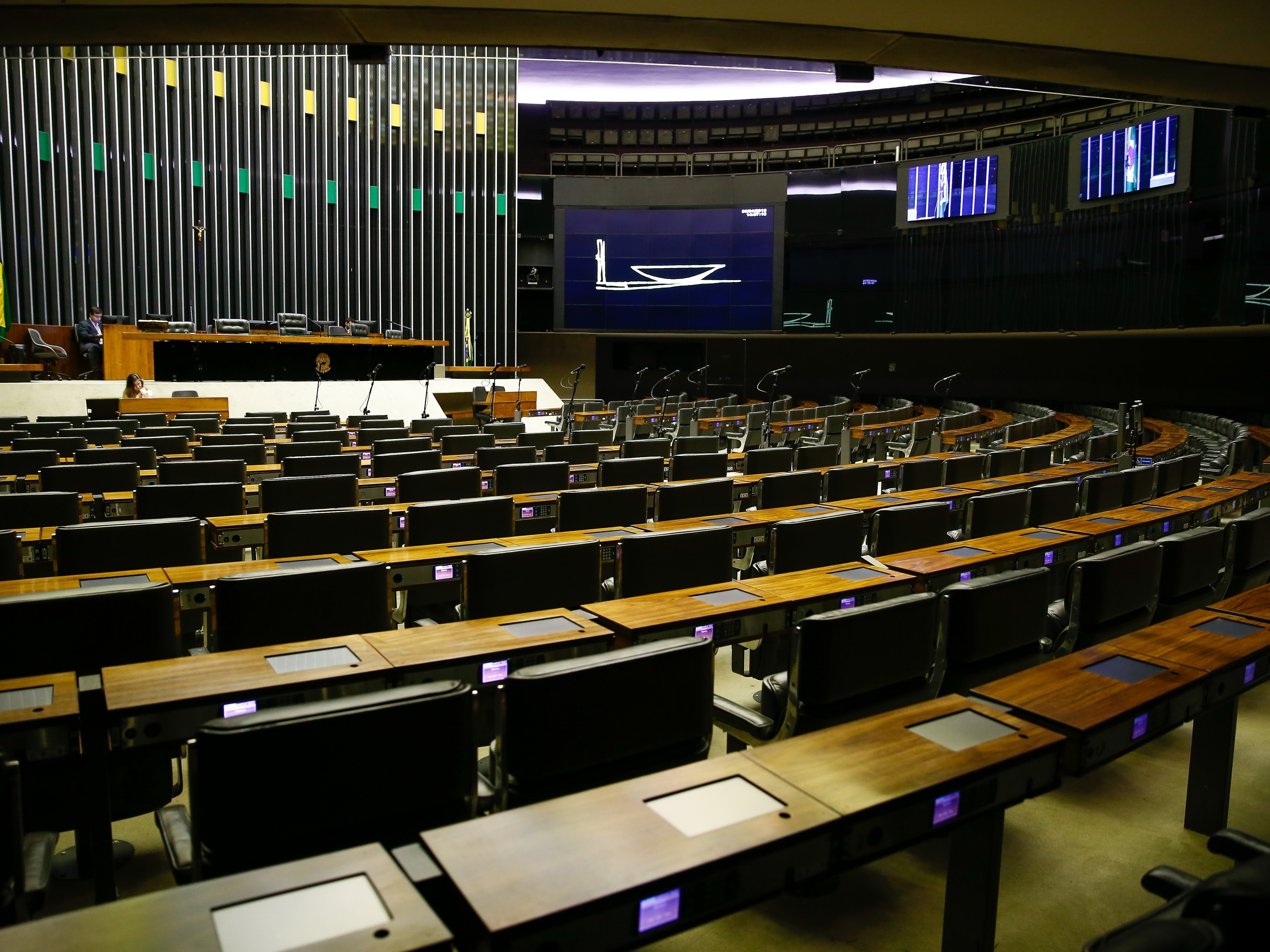 Congresso prepara nova lei para afrouxar fiscalização do Fundo Eleitoral
