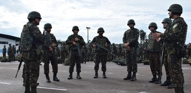 Militares são só 1% do total de aposentados, mas representam 15% do déficit