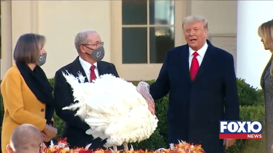 24.nov.2020 - Trump participa de cerimônia de Ações de Graça, na Casa Branca - Reprodução