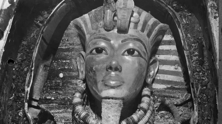 Exhibit at Oxford University Bodleian Library Celebrates 100th Anniversary of Discovery - HARRY BURTON/GRIFFITH INSTITUTE, OXFORD UNIVERSITY