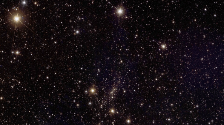 Nova imagem do telescópio espacial Euclid do aglomerado de galáxias Abell 2390
