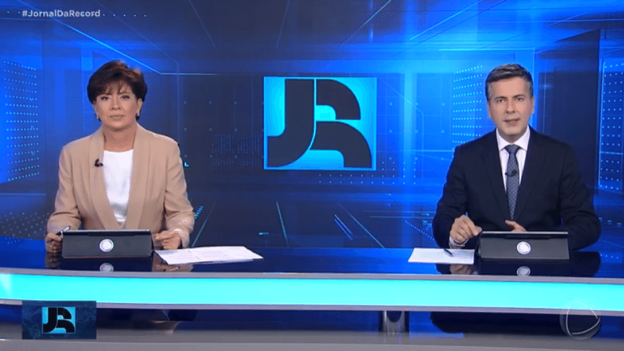 Jornal da Record noticiou morte de papa em 3 minutos Jornal da Record noticiou morte de papa em 3 minutos
