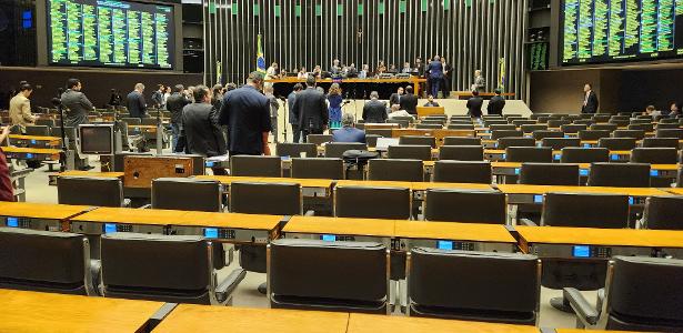 Congresso Nacional aprova fundo eleitoral de R$ 4,9 bilhões intocável, em votação simbólica e discreta
