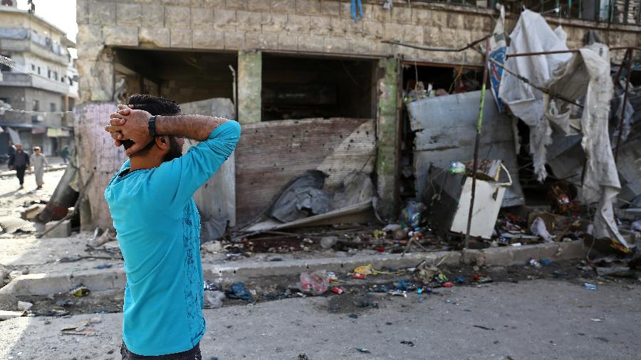 22.mai.2019 - Bombardeios ocorreram na cidade de Maaret Al Numan, província de Idlib, sob domínio do grupo jihadista Hayat Tahrir Al Sham (HTS, ex-braço da Al-Qaeda) - Nazeer Al-khatib / AFP