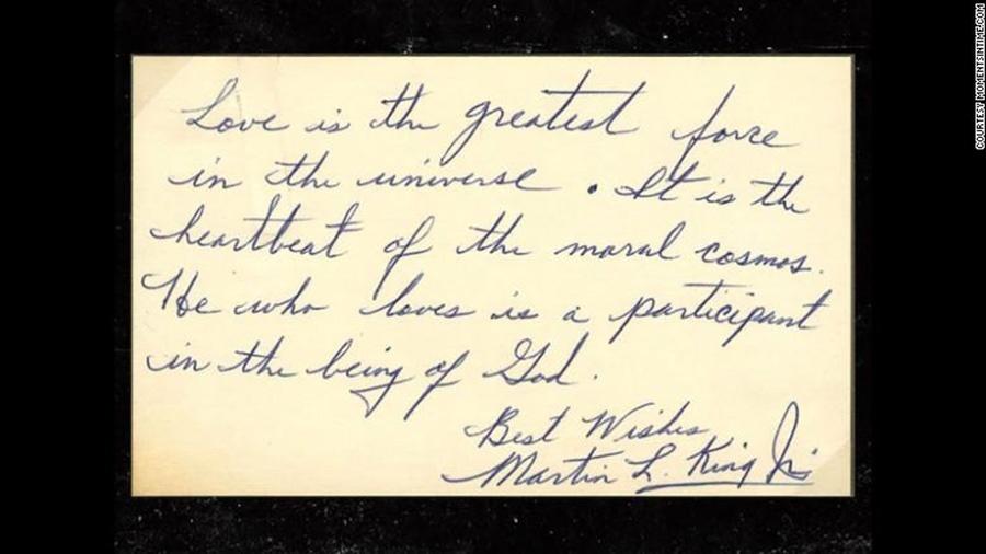Bilhete escrito à mão por Martin Luther King Jr. em meados dos anos 1960 e que será vendido por US$ 42 mil - Reprodução/CNN-Moments in Time