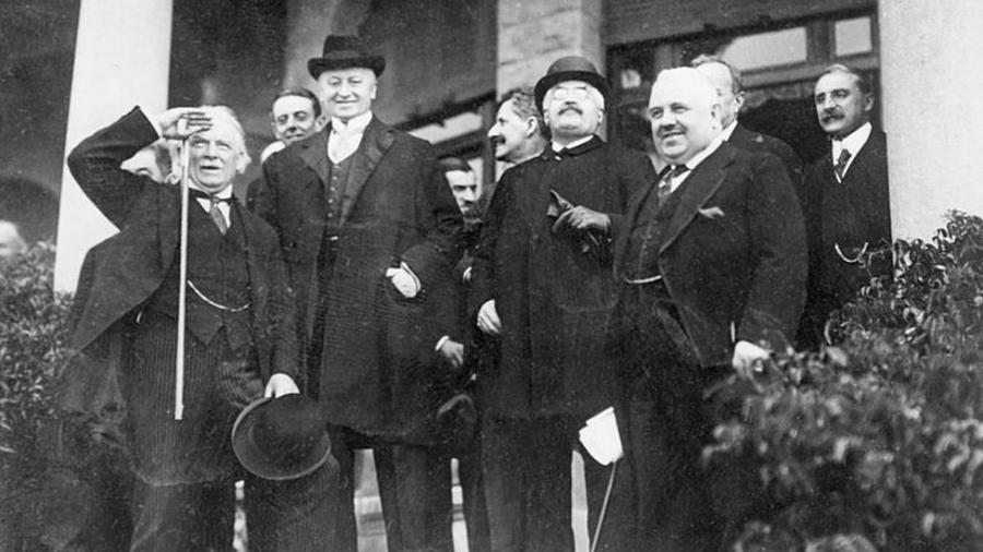 O britânico David Lloyd George, o francês Alexandre Millerand e o italiano Francesco Nitti conduziram a Conferência de San Remo - Getty Images