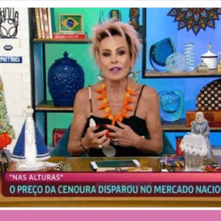 14.mar.2022 - Ana Maria Braga usa colar de cenoura: "Tá valendo uma fortuna" - Reprodução